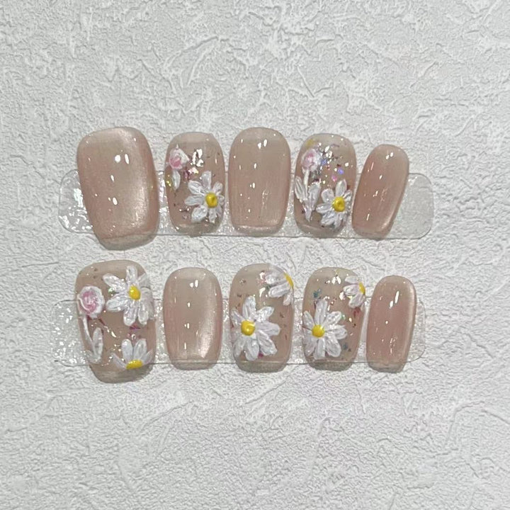 Blumeninspiriertes Press-On Nagelkunstset Karnz