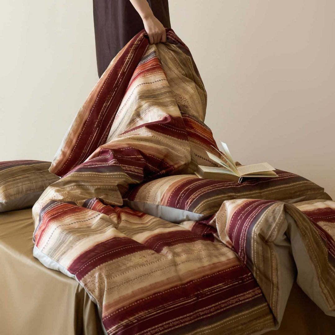 Luxuriöses Bettwäscheset aus Jacquard-Satin mit Rüschen und floralem Muster