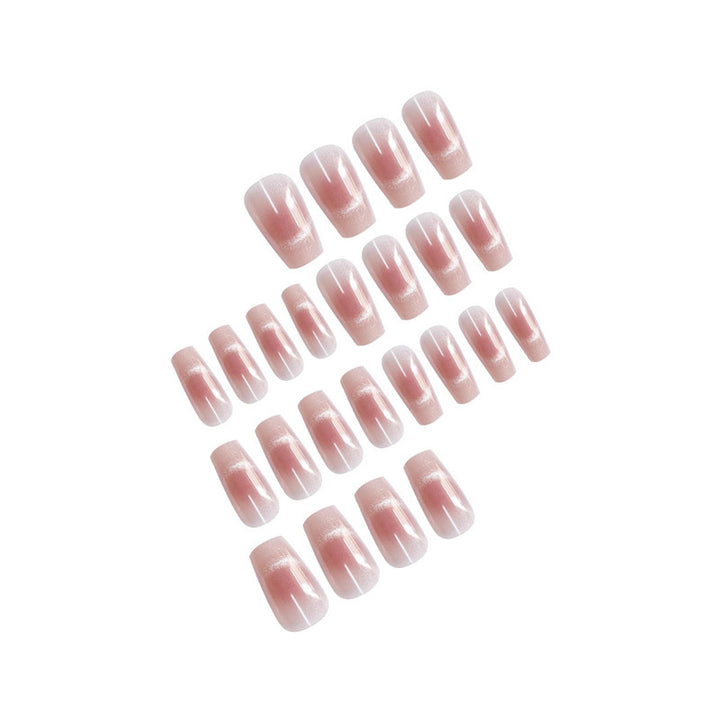 Elegantes French Tip Nagelset Karnz