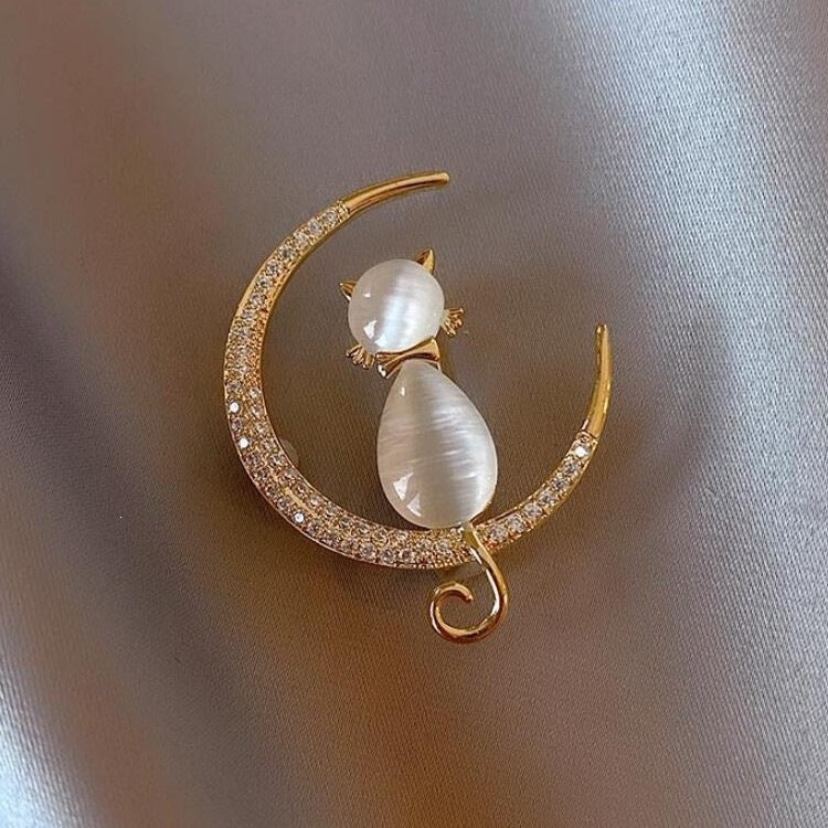 Elegante Katzenbrosche Karnz