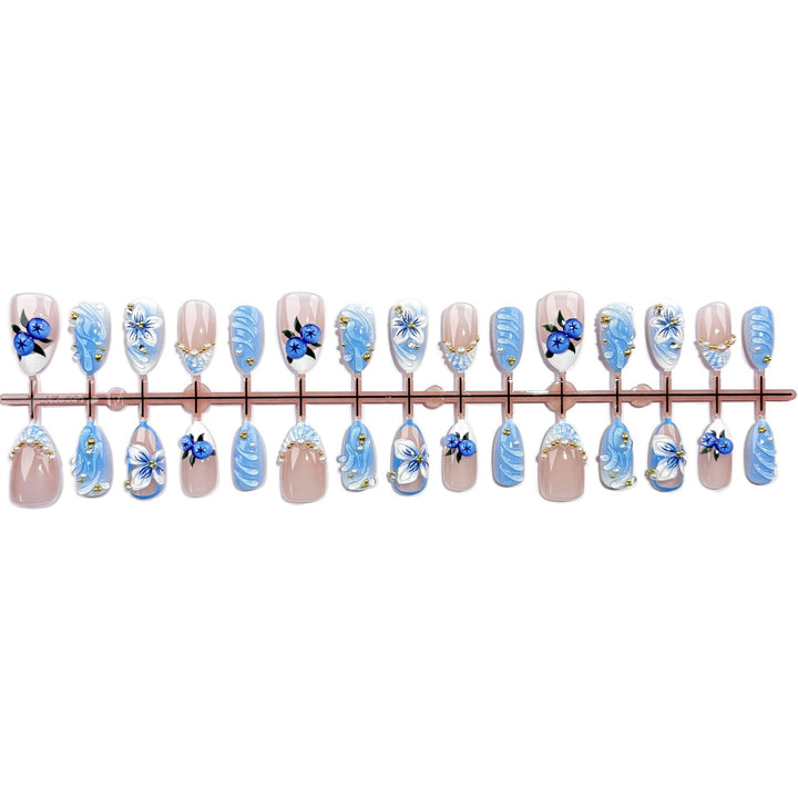Dekorativer Blumenausdruck-Nagelset 1790745680