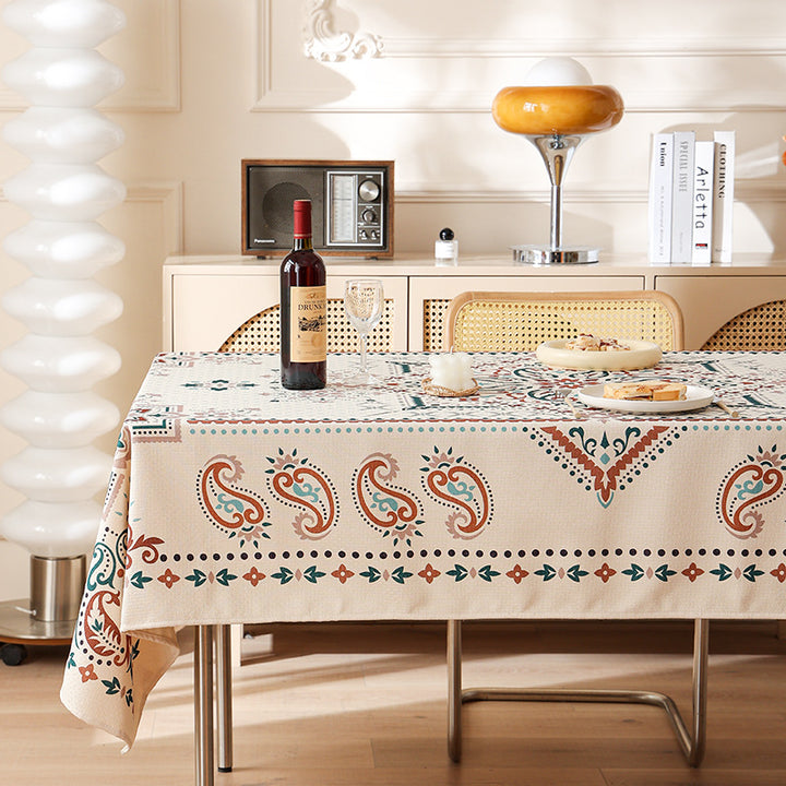 Wasserabweisende rechteckige Tischdecke mit Paisley-Muster und beschichteter Baumwolloptik Karnz