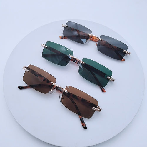 Damen modische rechteckige Sonnenbrille mit einzigartigem Gestaltungsmerkmal Karnz