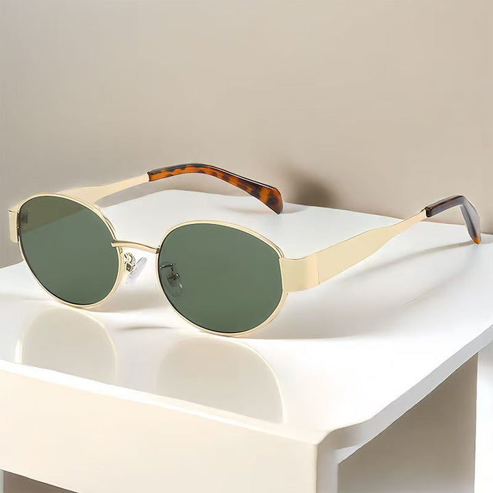Damen designorientierte modische Sonnenbrille Karnz