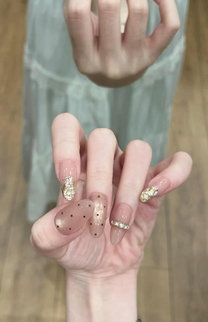 Dekoratives Press-On Nageldesign-Set