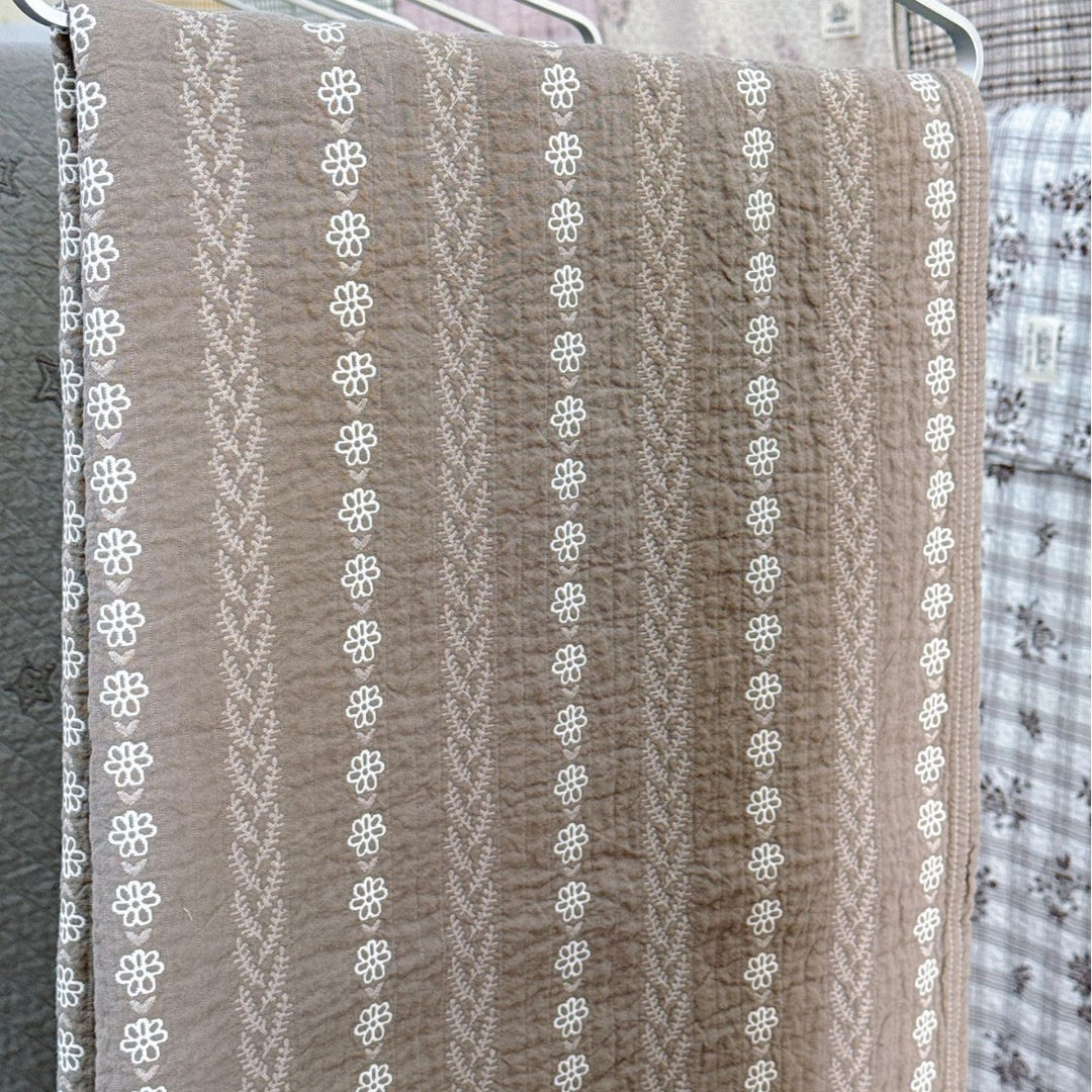 Damen Kuscheldecke mit niedlichem Pferdemotiv Karnz