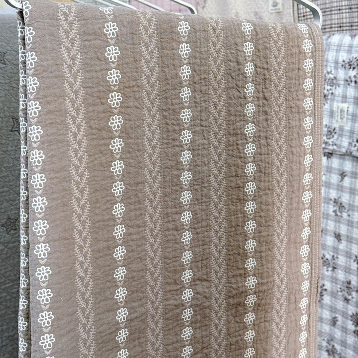 Damen Kuscheldecke mit niedlichem Pferdemotiv Karnz