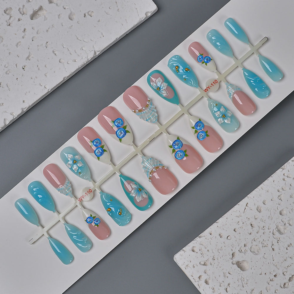 Florale dekorative Press-On Nagelset Karnz