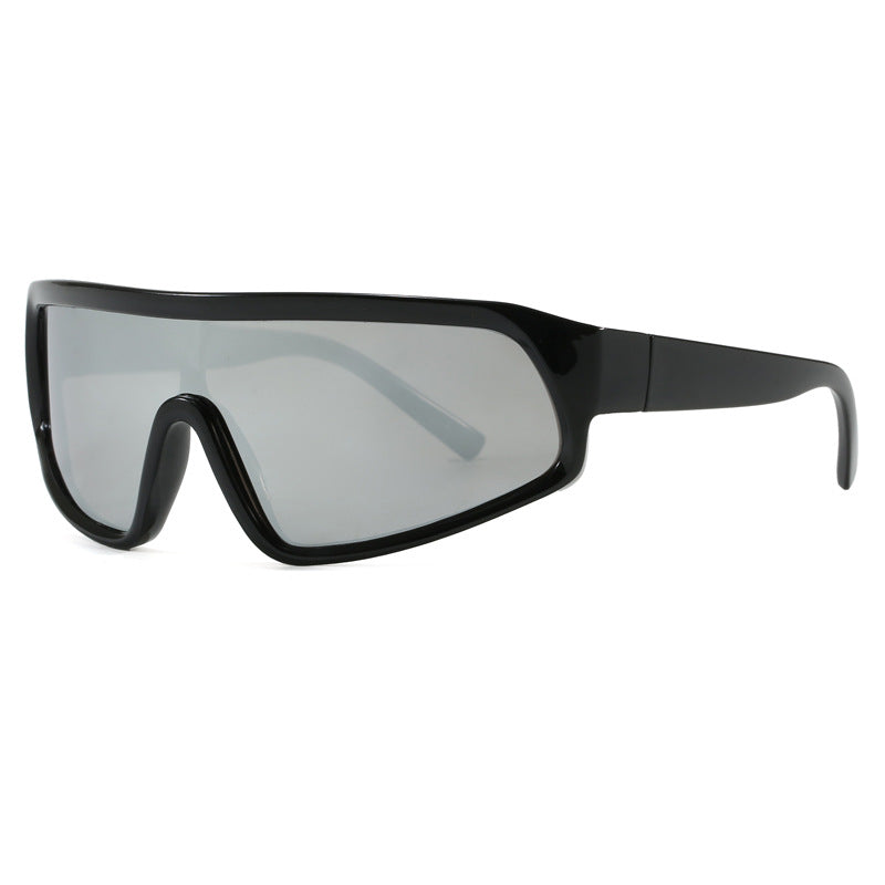 Damen sportliche Schutzbrille im modernem Design mit ergonomischem Rahmen Karnz