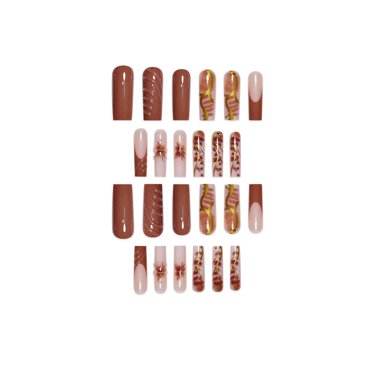 Florale Nagelkunstverlängerungen Karnz