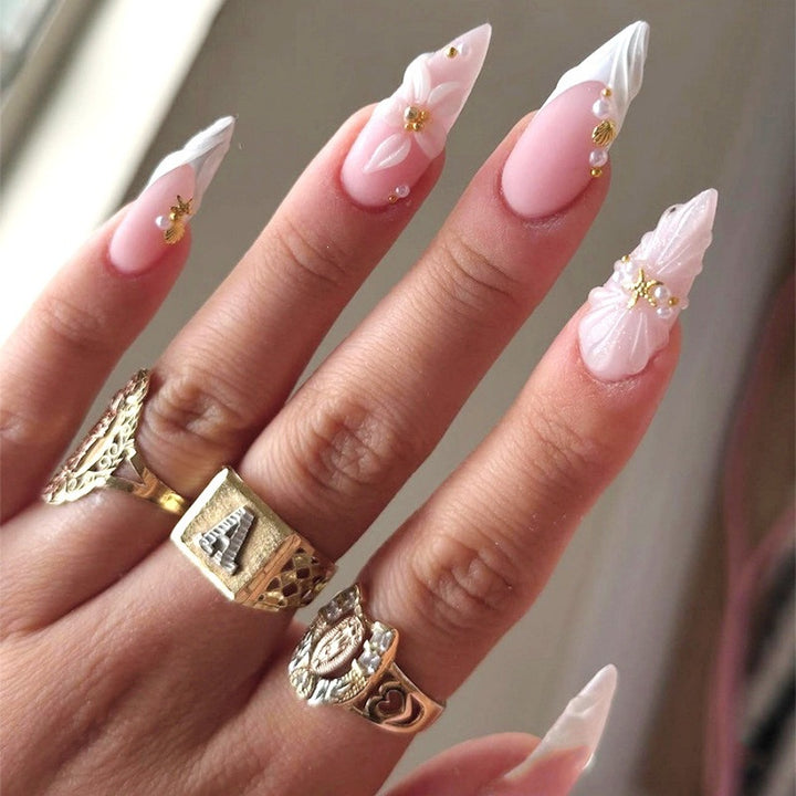 Dekorative Press-On Nagelset mit eleganten Onyx-Akzenten
