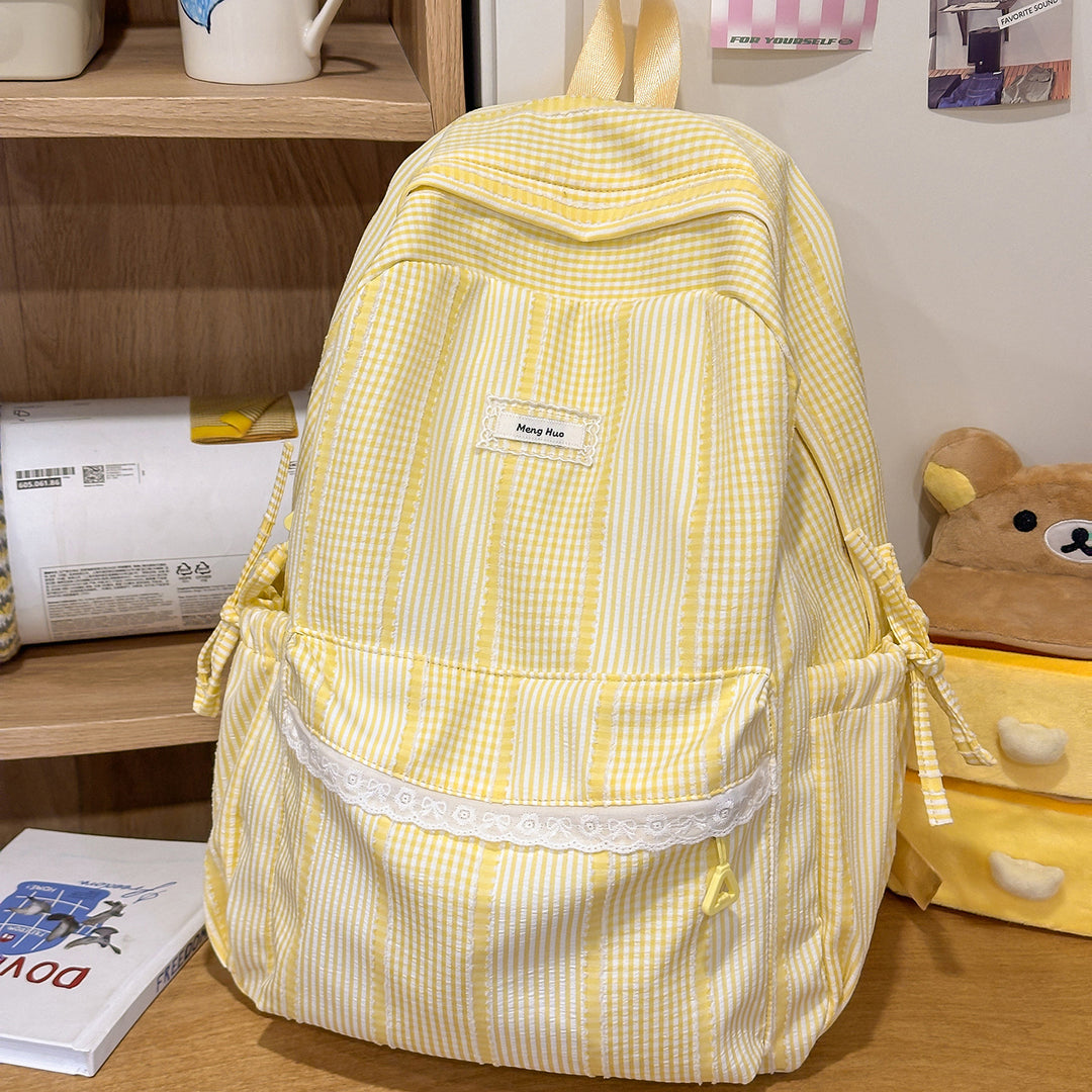 Gestreifter Freizeit-Rucksack mit dekorativer Spitze Karnz
