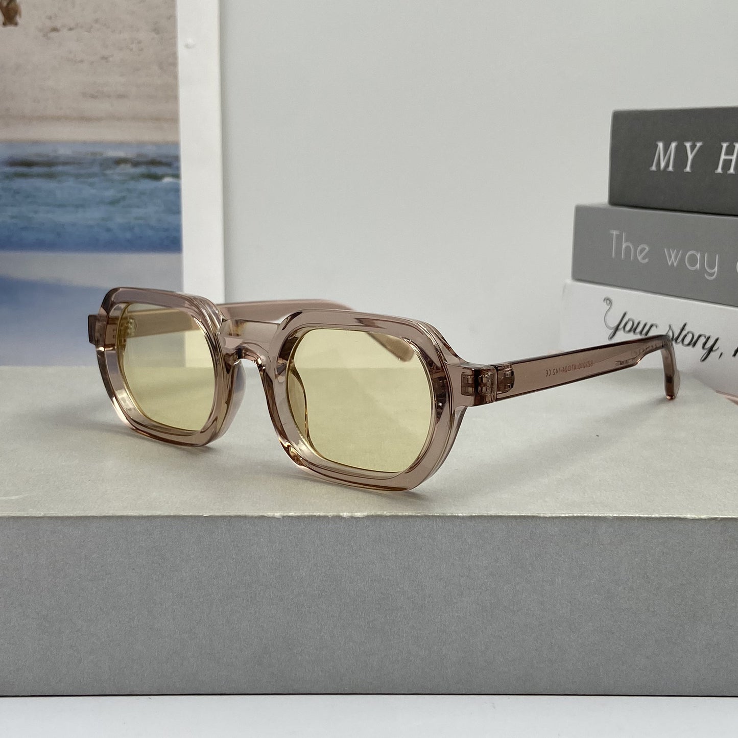 Damen modische Sonnenbrille im modernen Design mit breitem Rahmen Karnz