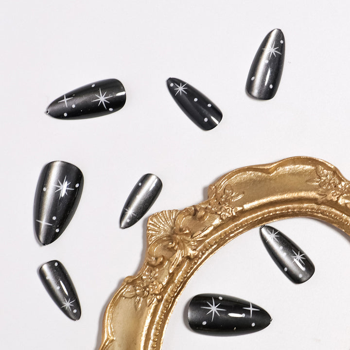 Stellar Art Press-On Nail Set Karnz