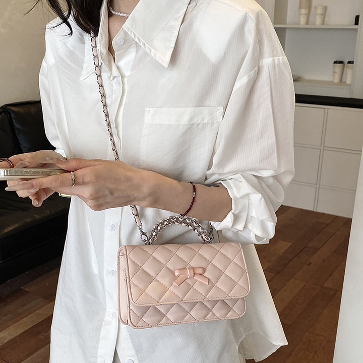Gepolsterte Tasche mit Bow-Detail Karnz