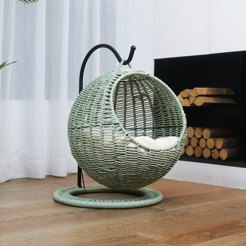 Bequemer Hängesessel aus Rattan Karnz