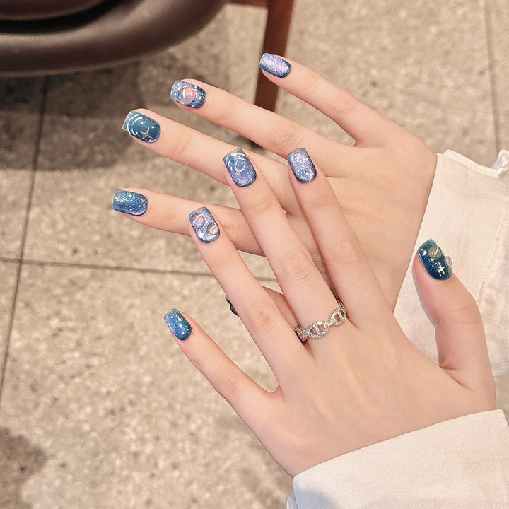 Kosmisches Galaxy-Themen Press-On Nagelkunst Set