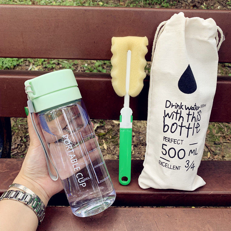 Damen tragbare Wasserflasche mit praktischem Reinigungssystem Karnz