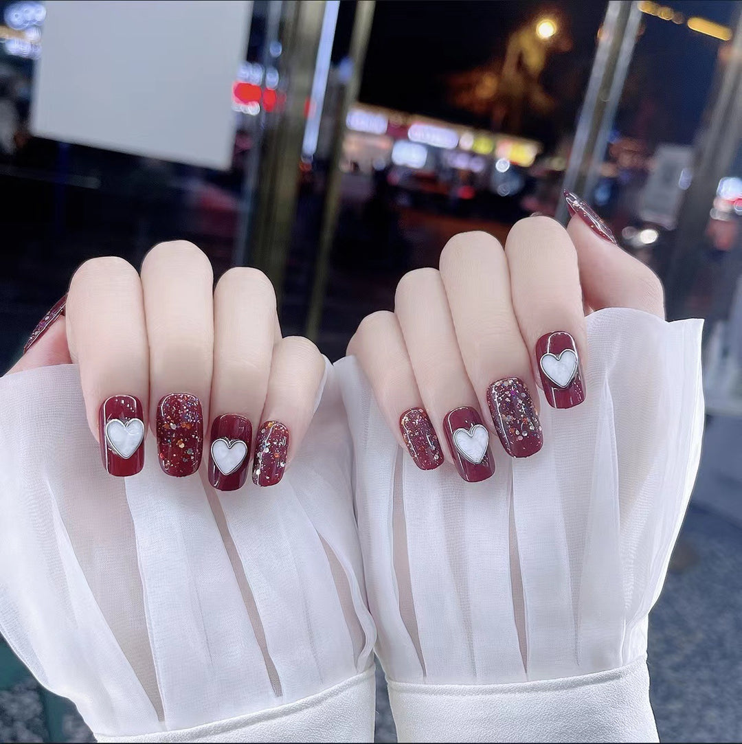 Glamouröses Herzdesign Druck-Nägel Karnz