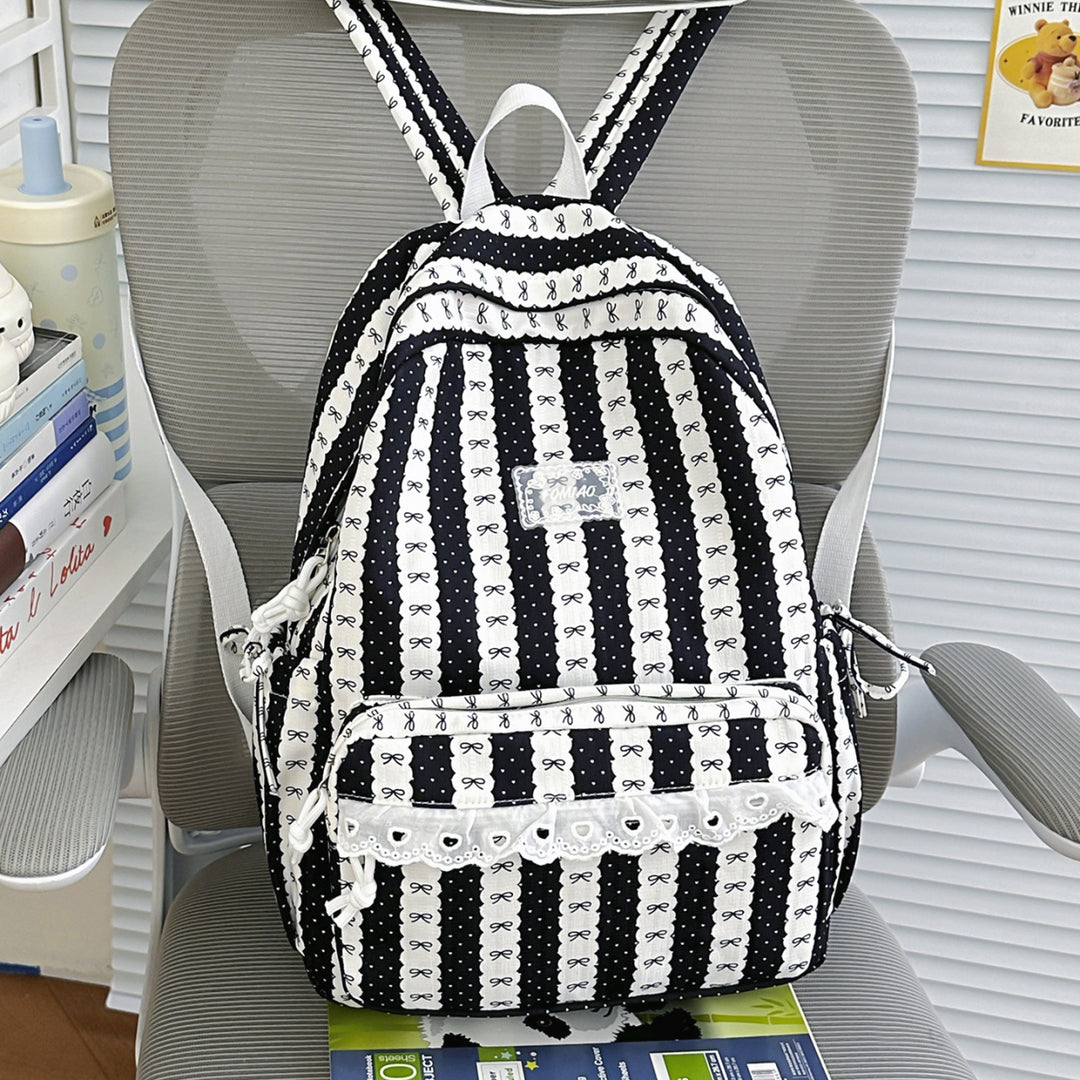Stylischer floral gestickter Rucksack