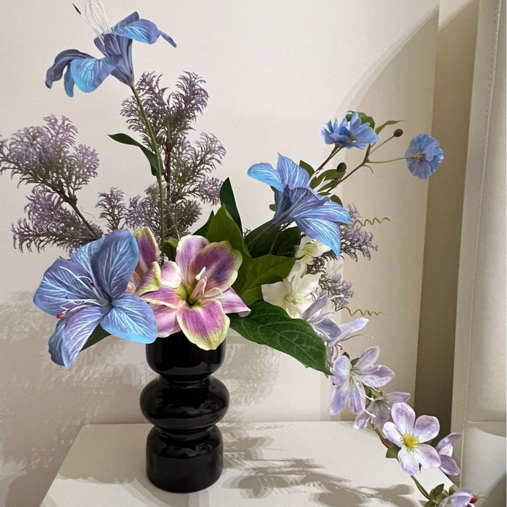 Künstlicher Blumenstrauß mit feinen, realistischen Blüten Karnz