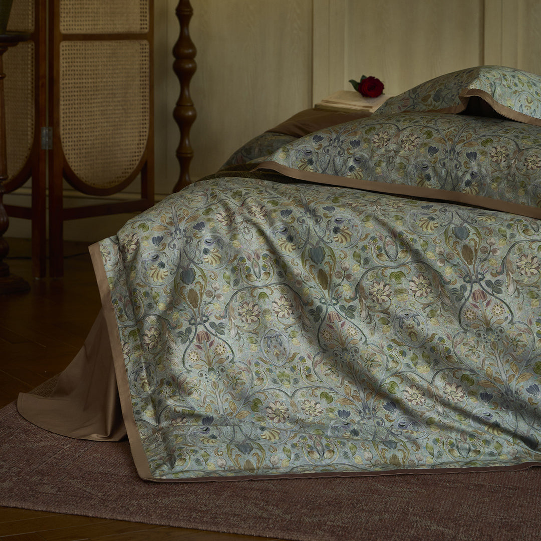 Paisley Jacquard-Satin Bettbezugset mit Paspelrand und passenden Kissenbezügen