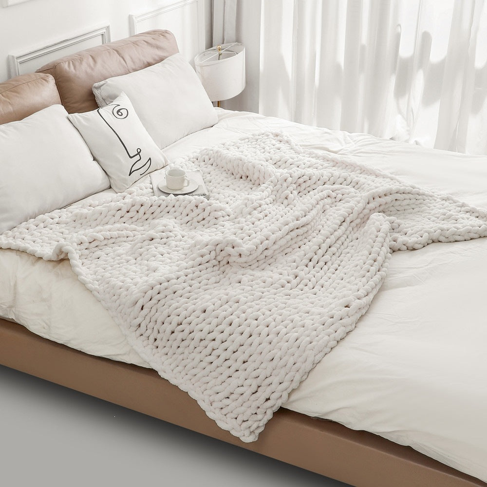 Gemütliche Chunky-Strickdecke