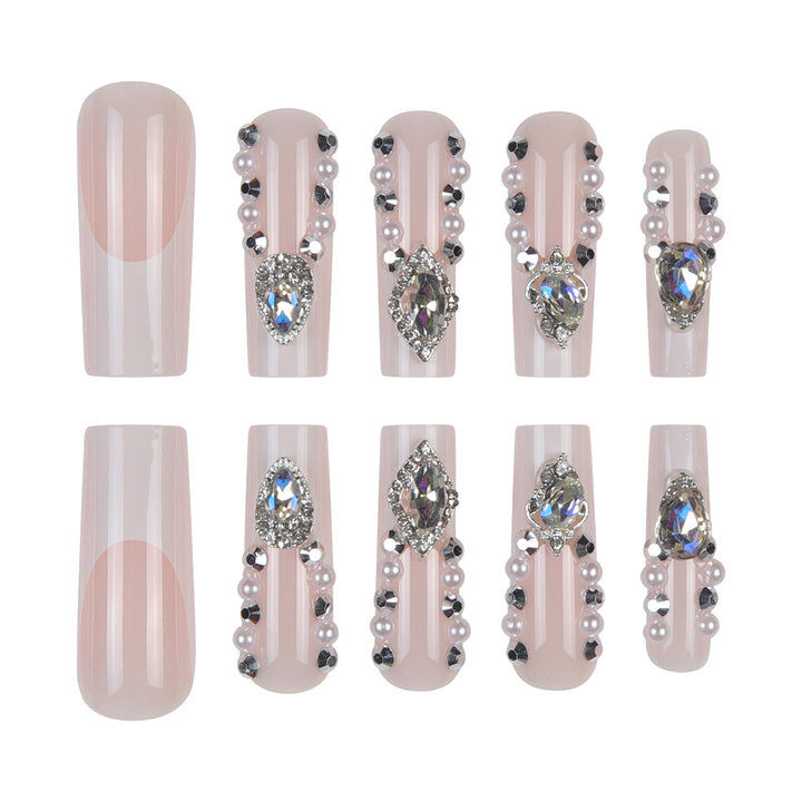 Dekorative mit Strass veredelte Stiletto Press-On Nägel Karnz