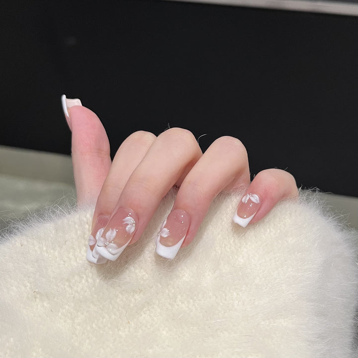 Florales Design Press-On Nagelkunstset Karnz