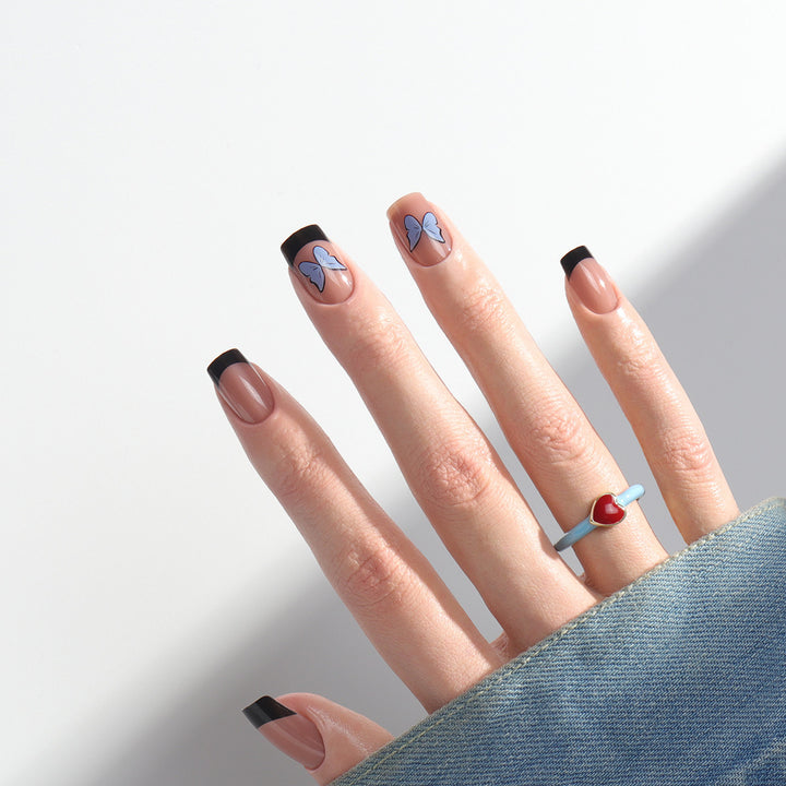 Dekorative Press-On Nagelkunst mit Schleifen-Design Karnz