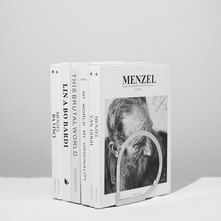 Dekorative Buchstütze