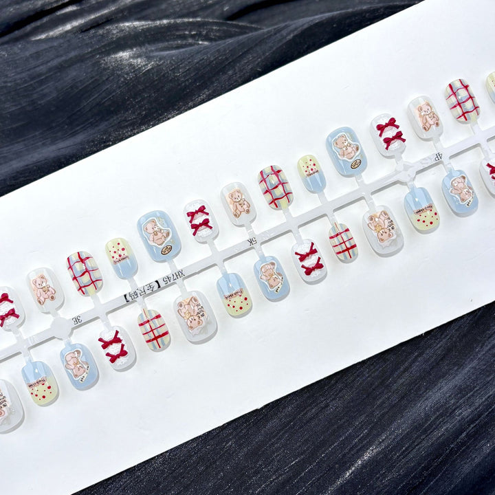 Elegante Polka Dot und Spitzen Press-On Nagel Set