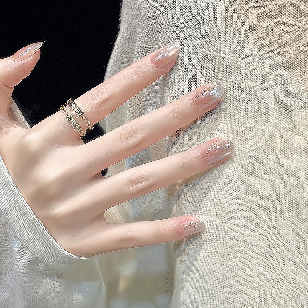 Elegante Schutz-Fake-Nagelverlängerungen Karnz
