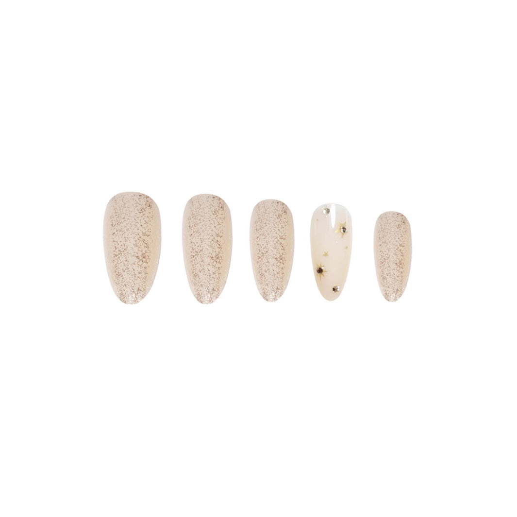 Glamouröse Glitzernde Press-On Nagelkunst Karnz