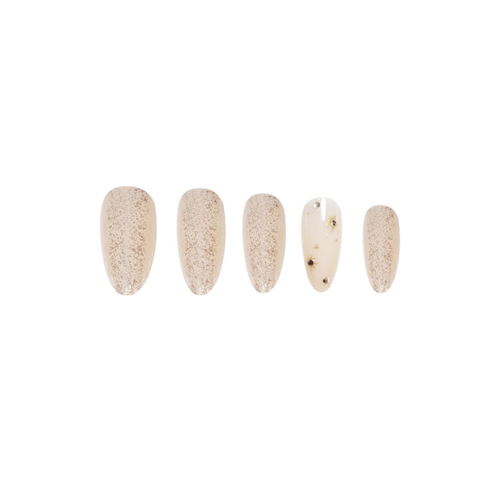 Glamouröse Glitzernde Press-On Nagelkunst Karnz