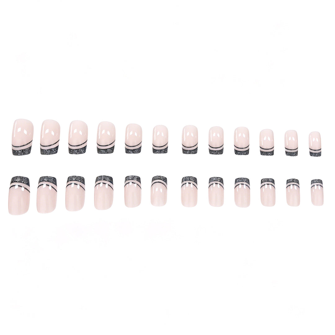 Elegante Glitzernde French Tip Nagelkunst Karnz