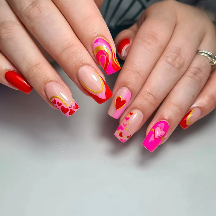 Kunstnägel für kreative Nail Art Karnz