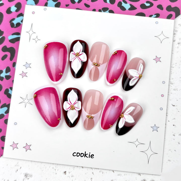 Floral-Accent Press-On Nagelkunst Set