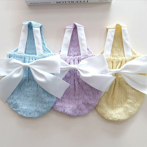 Säuglings Smocked Halter Einteiler mit Übergroßer Schleife Rücken