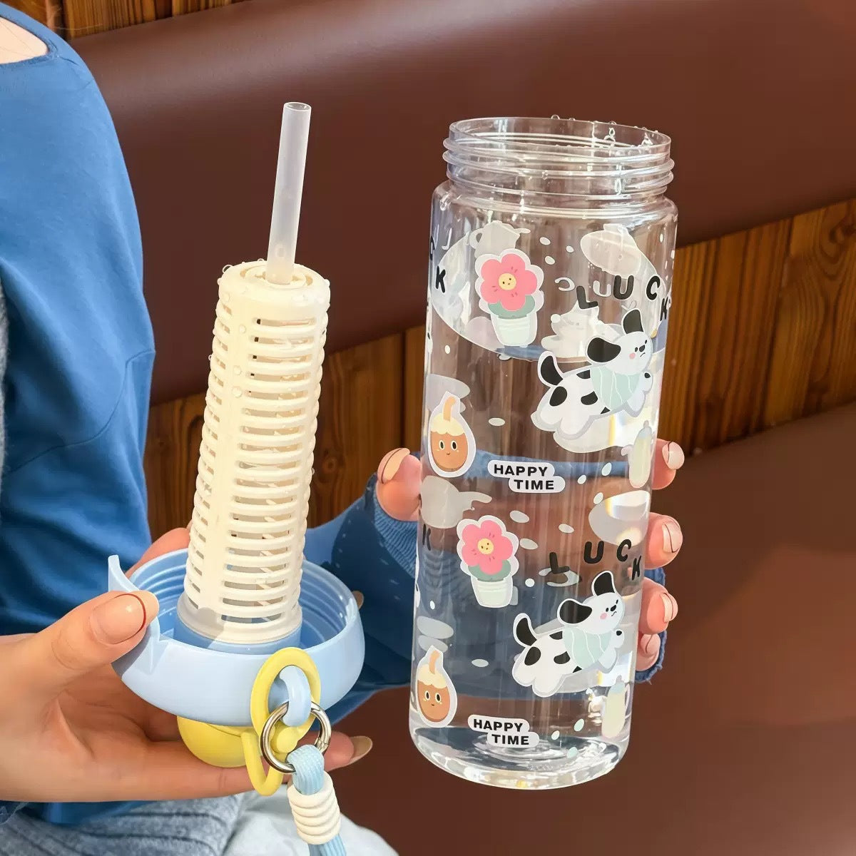 Damen Wasserflasche mit fröhlichen Motiv- und Frucht-Infusionseinsatz Karnz