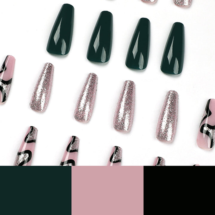 Künstliche Nagelkunst mit eleganten Glitzer- und Farbverlaufseffekten Karnz