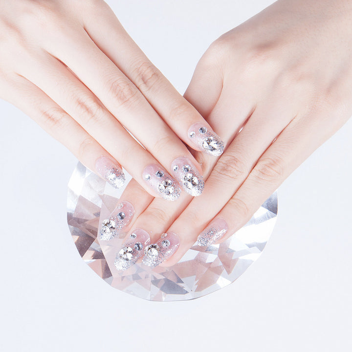 Glitzerndes kunsthandwerkliches Press-On-Nagelset Karnz