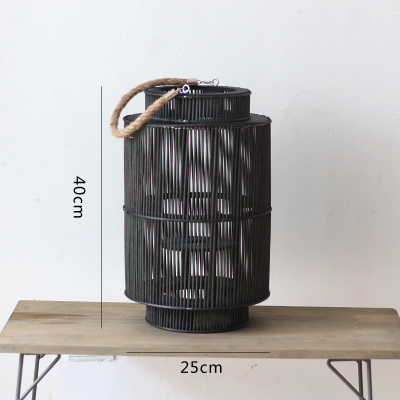 Dekorative Laterne aus geflochtenem Material Karnz