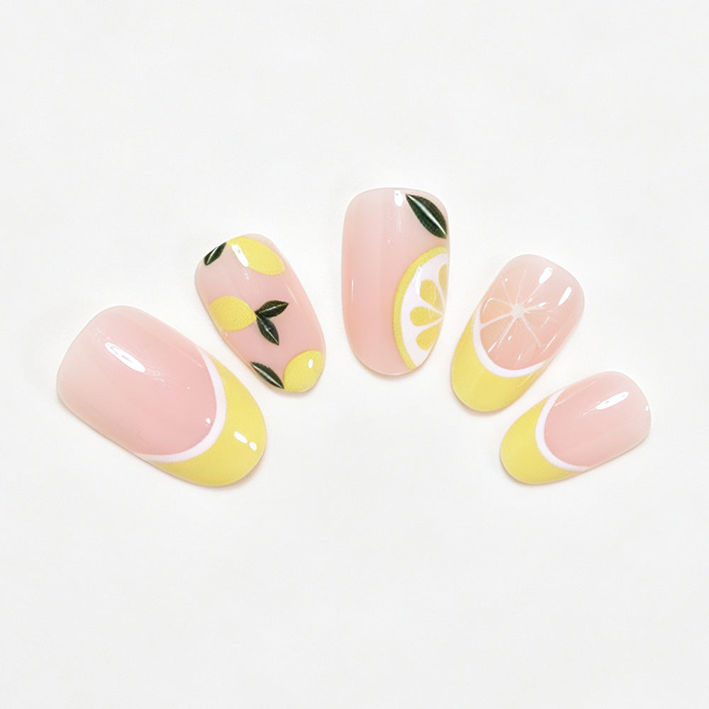 Zitrus-inspiriertes Nageldesign Karnz