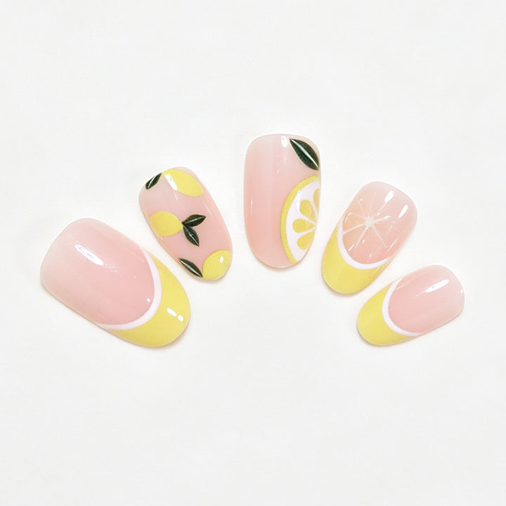 Zitrus-inspiriertes Nageldesign Karnz