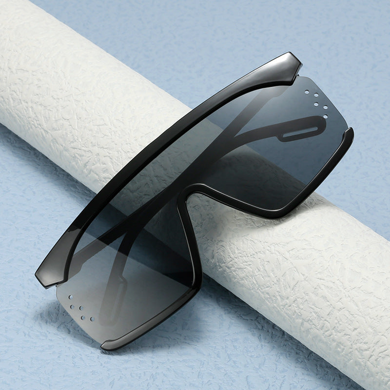 Damen Sportliche Sonnenbrille Karnz