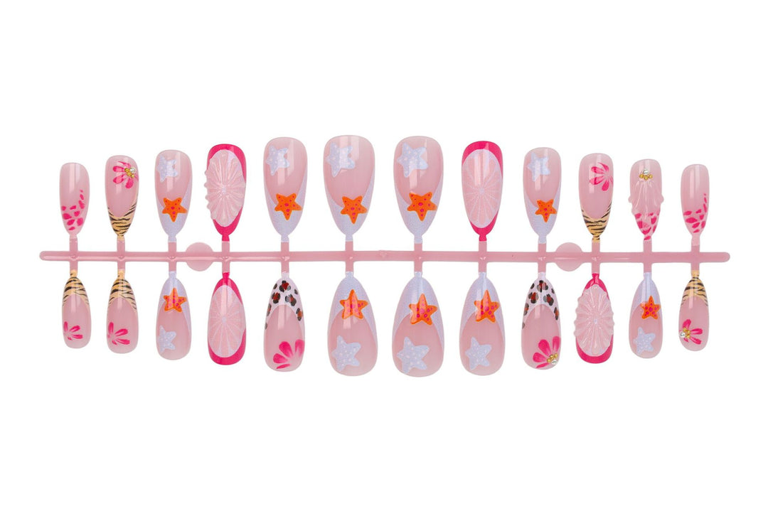 Kunstnagelset mit kreativen floralen und maritimen Designs Karnz
