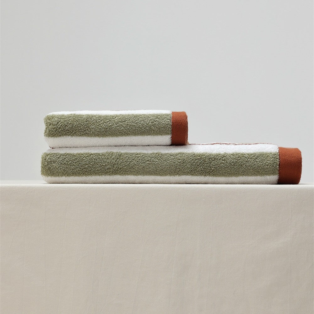 Luxuriöses Frottier-Hand- und Badetuch-Set