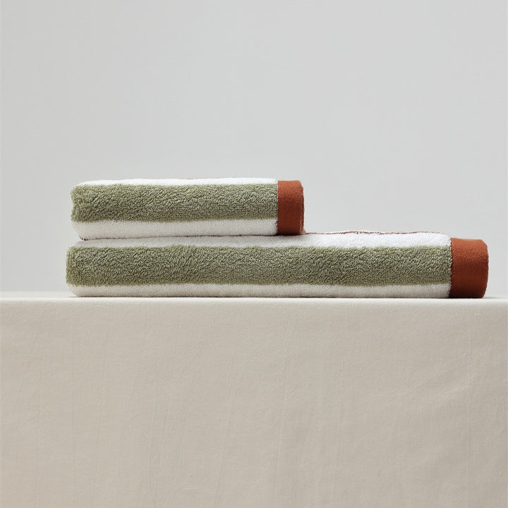 Luxuriöses Frottier-Hand- und Badetuch-Set