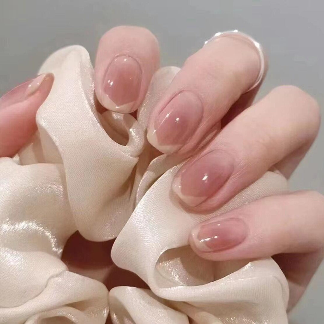 Elegante Französische Spitzen-Gel-Nagelkunst